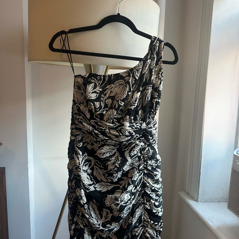 Zara Black and Cream One-Shoulder Dress